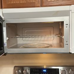 Over The Range Whirlpool Microwave Oven