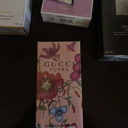 GUCCI FLORA PERFUME BRAND NEW WRAPPING ON IT ‼️