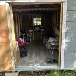 Building/She Shed/ Playhouse