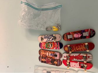 Tech Deck Collector Box (FLIP SKATEBOARDS, GEOFF ROWLEY AND MORE) with multiples boards and tools