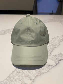 Old Navy Unisex Hat Thin With Strap $5