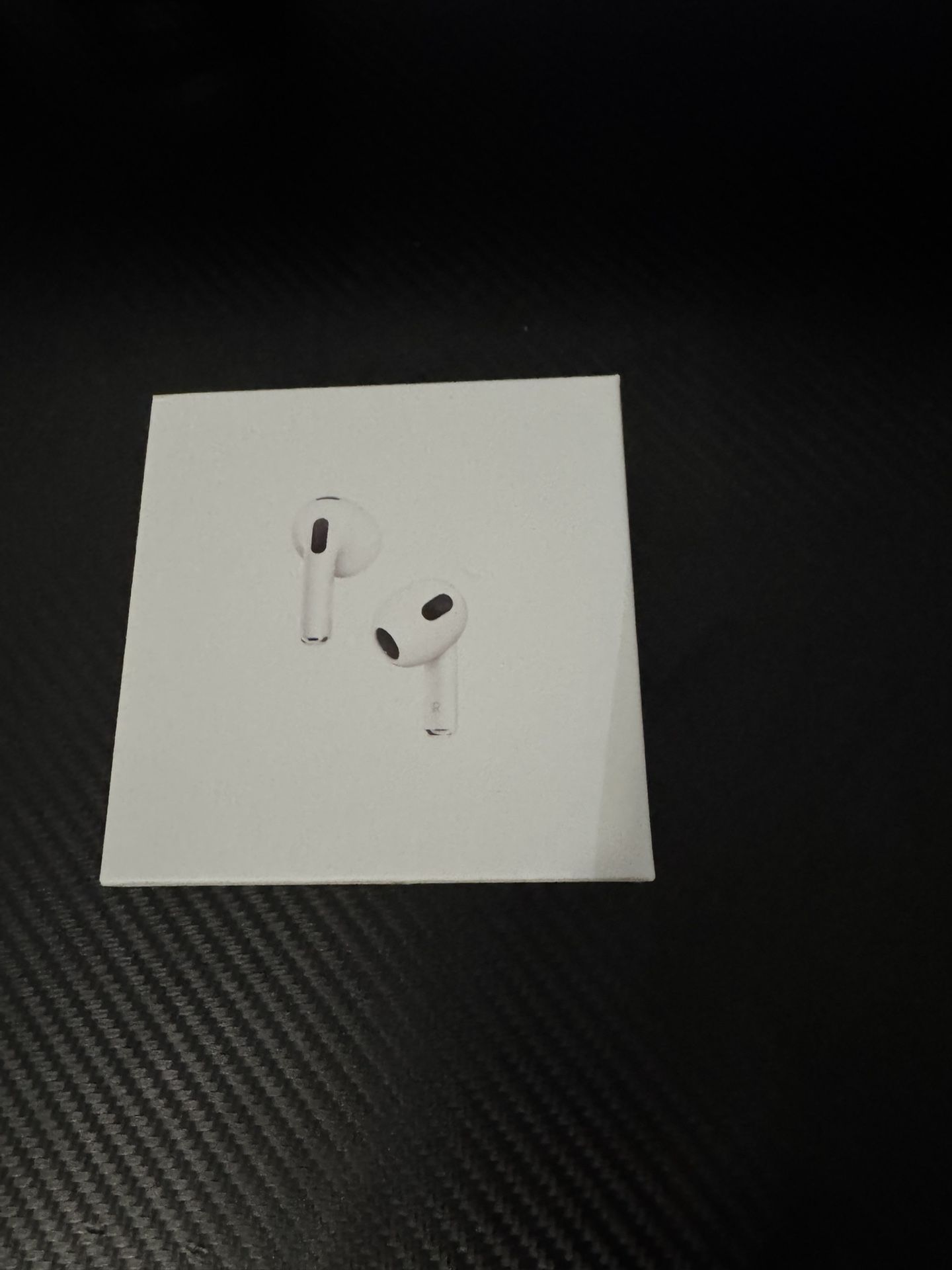 Apple AirPods Gen 3 (Negotiable Price)
