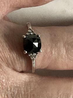 Engagement/wedding Ring