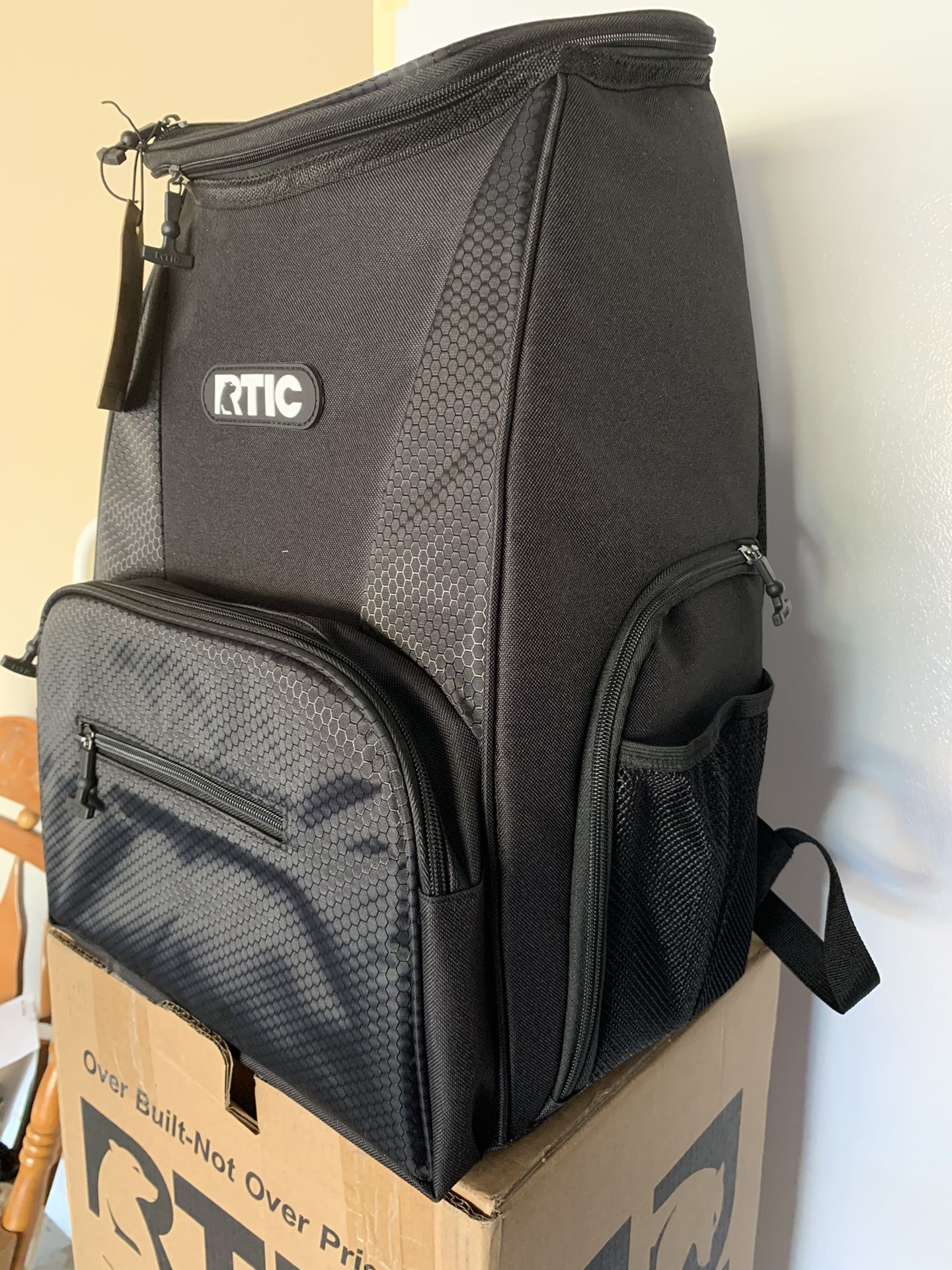 Rtic cooler backpack XL