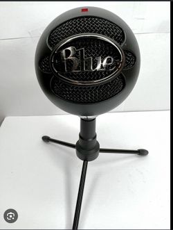 Blue yeti snowball mic.