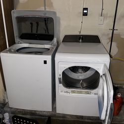 Gas dryer and washer they both work no issues