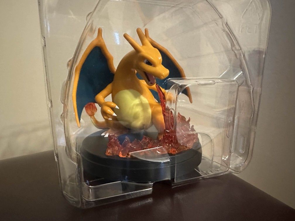 charizard figure premium collection
