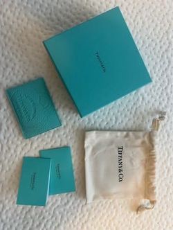 Tiffany & Co. Return to Tiffany Blue Leather Card Case Holder