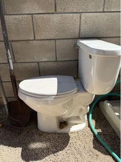 Eljer 2 piece toilet