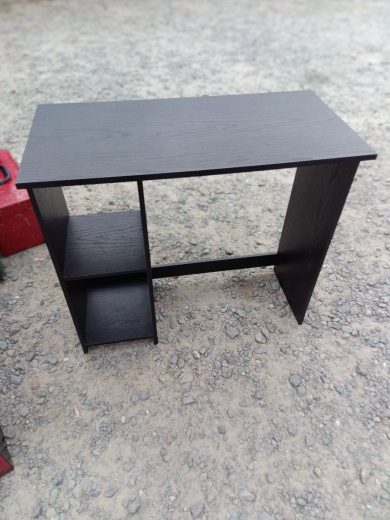 Small Desk Read Post
