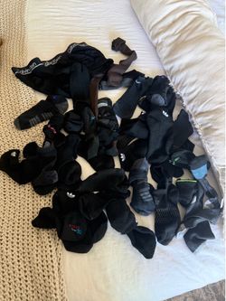 Black ankle socks