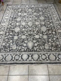 Beautiful heavy 8x10 area rug  premium quality
