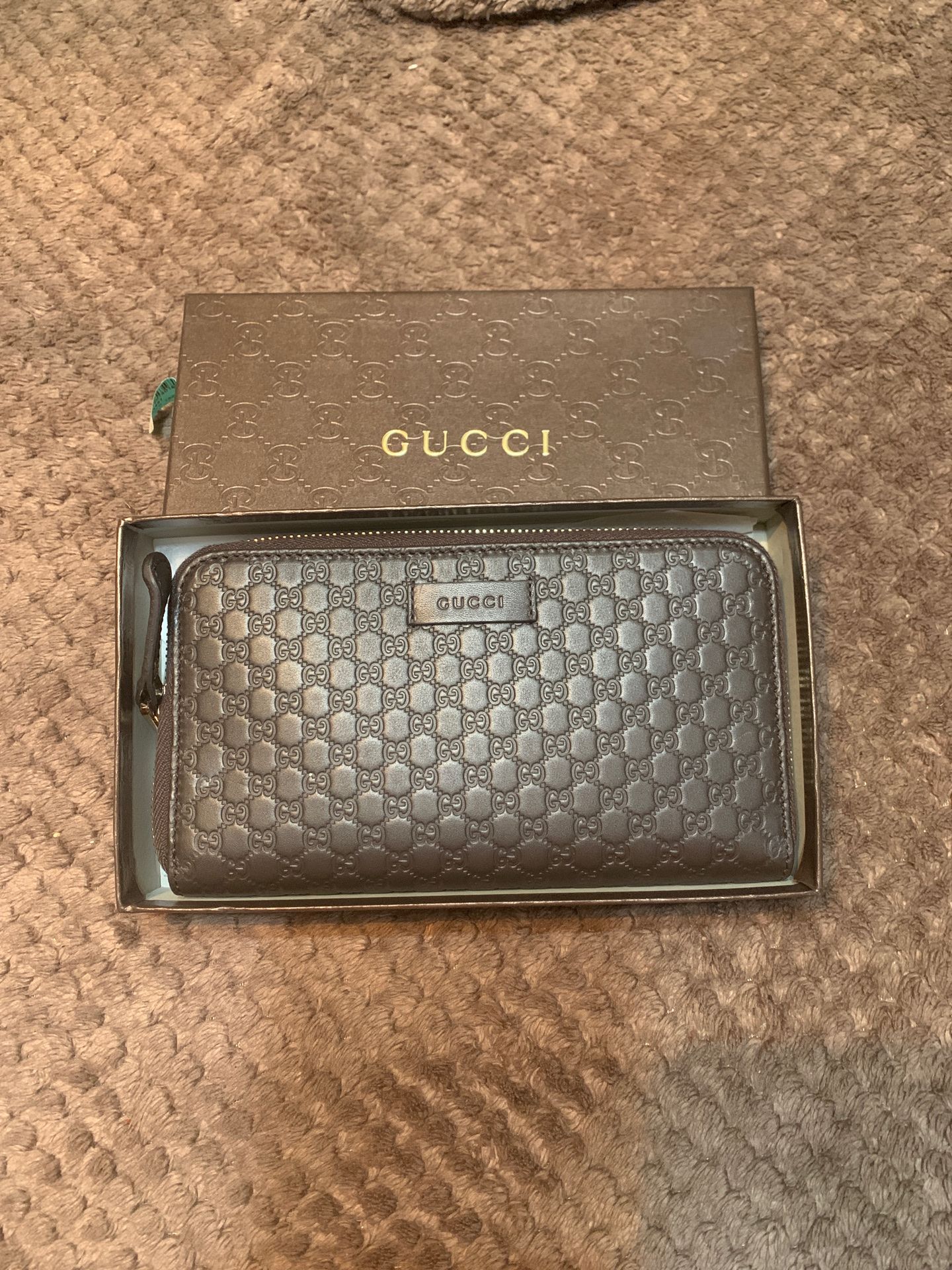 Gucci wallet