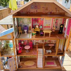 Doll House