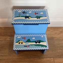 Kids Step Stool With Storage