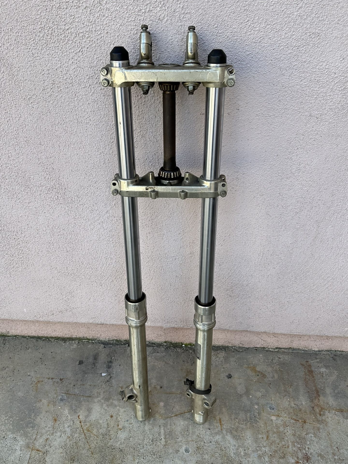 Motorcycle Front Forks KYB. See Photos For Dimensions