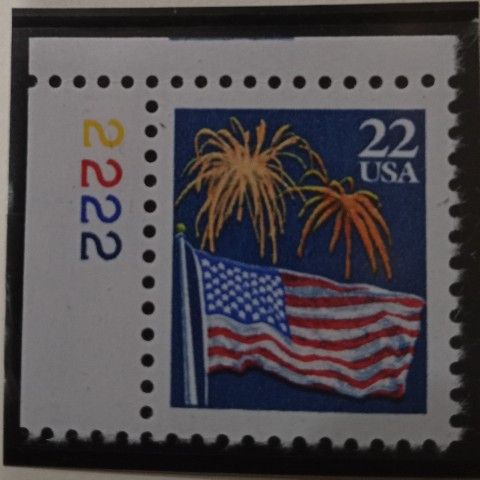 USA 2222: 22c Flag And Fireworks Stamp