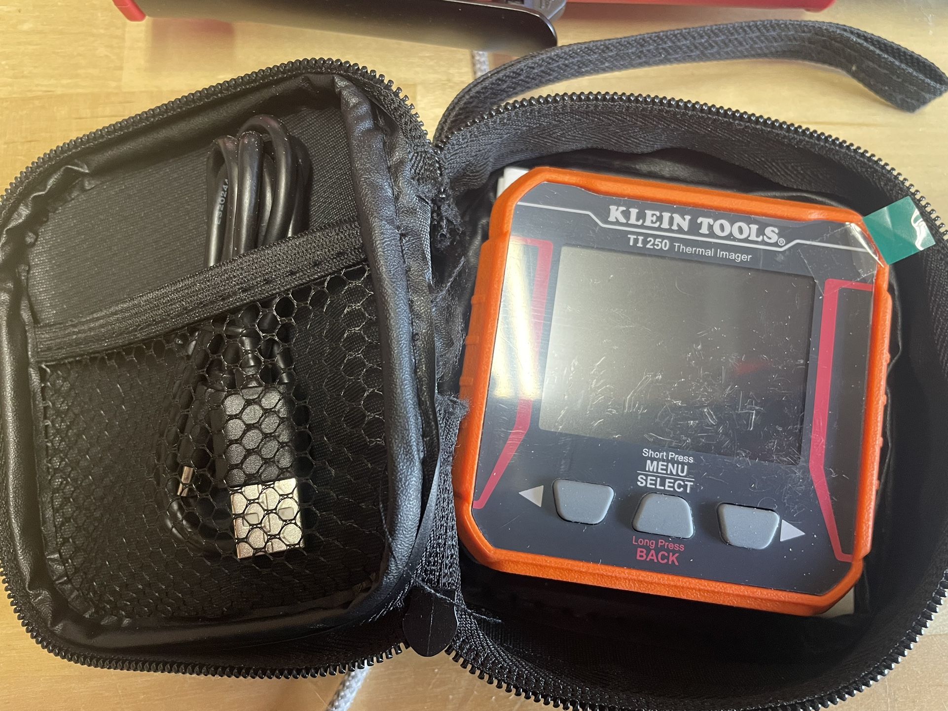 Klein TI250 Rechargeable Thermal Imager