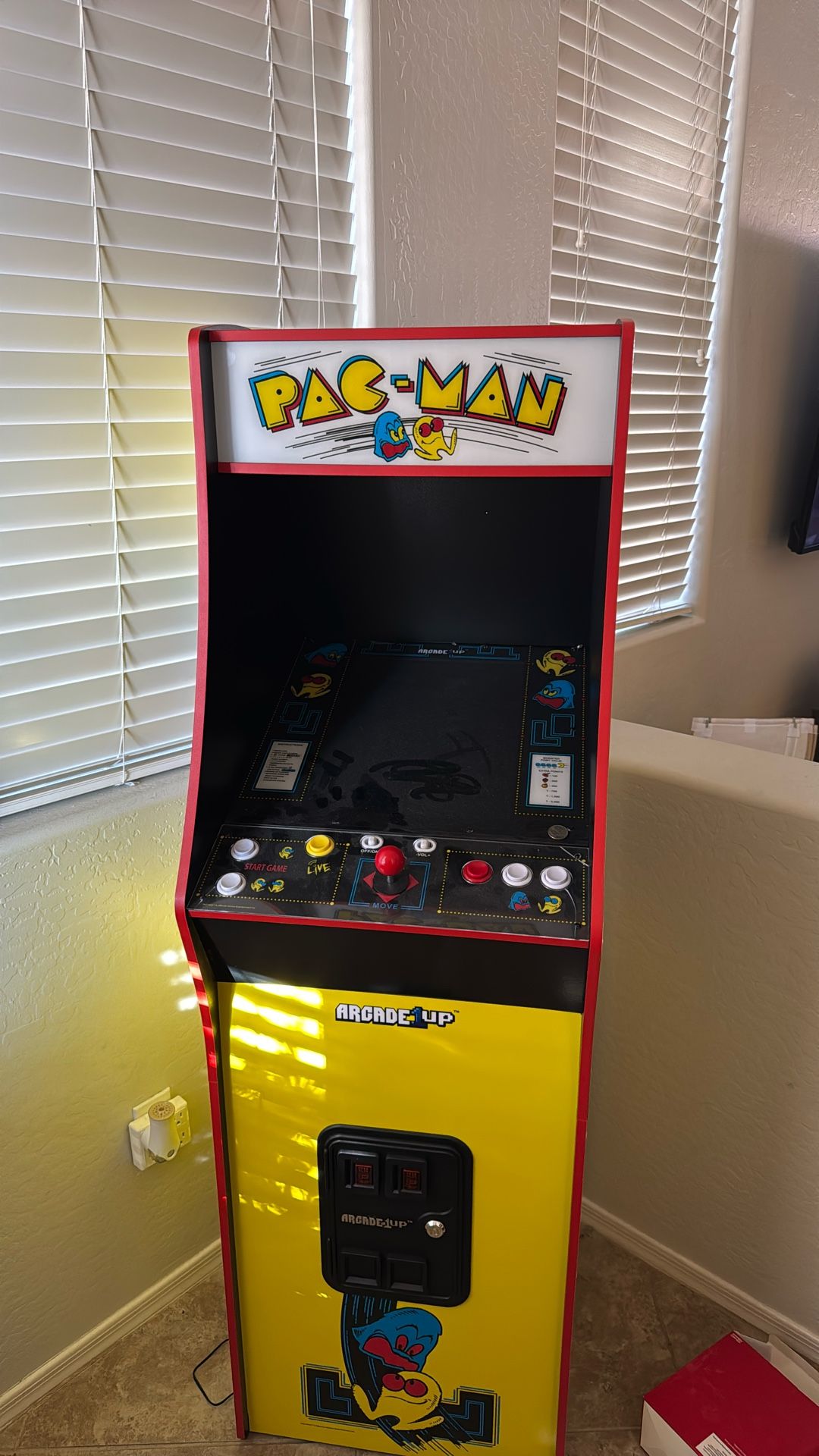 PAC-MAN Game