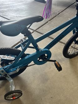 Used CO-OP REV 16 BOYS BIKE Hybrid/City Bike Boys Royal Blue 14"