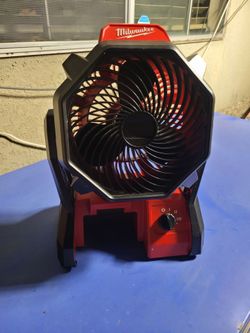 Milwaukee M18 Jobsite Fan