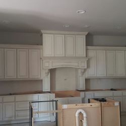 Cabinet helper Ayudante