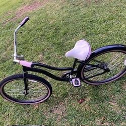 Huffy Cranbrook | Women's Cruiser Bike