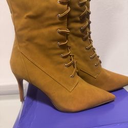 Timberland Like Heeled Boots 8.5