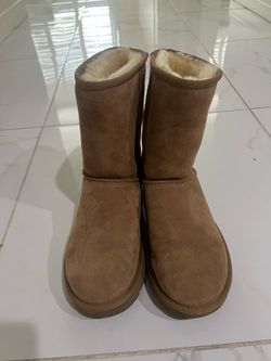 Size 7 UGG  boots