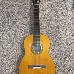 Acoustic Classical Guitar - Yamaha CGS102A