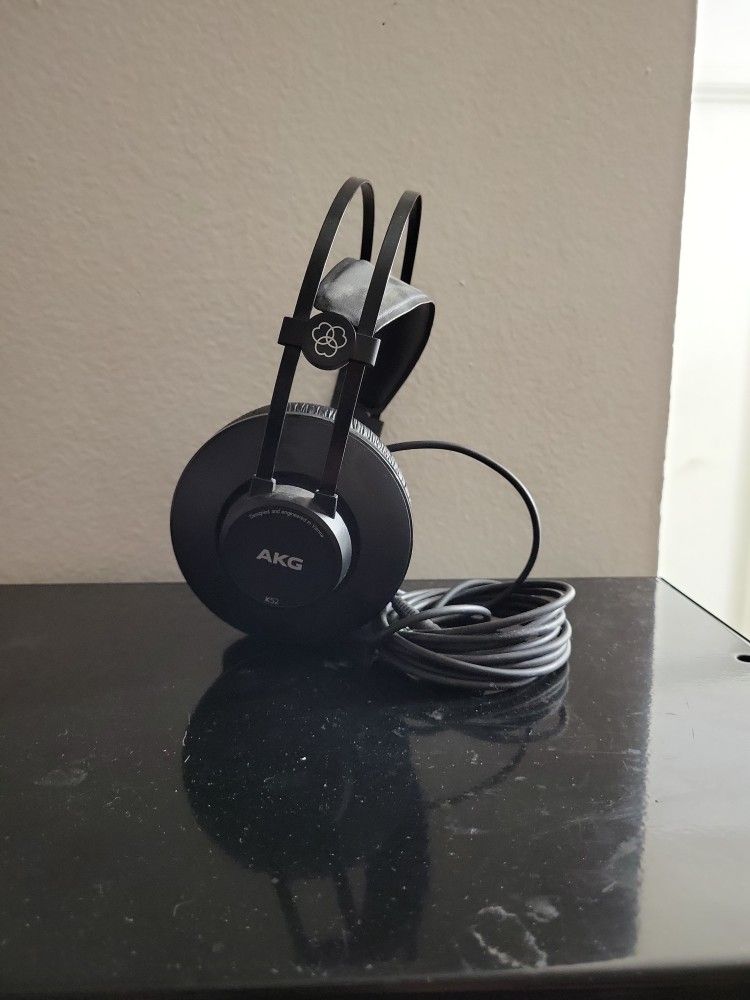 AKG K52 Ear Monitors