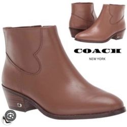 COACH  Leather Boots.  size 8