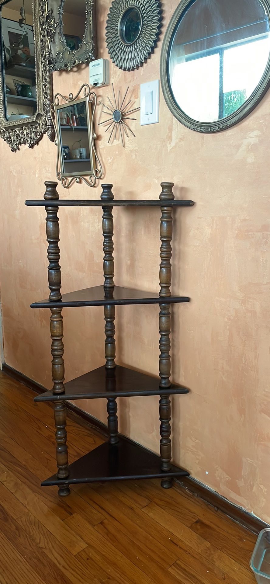 Corner Shelves - vintage