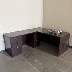 Desks - Free