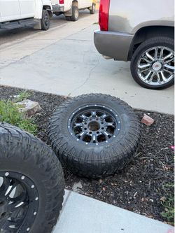 18 inch Fuel rims on 35s