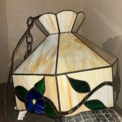 Vintage Tiffany style stained glass hanging lamp