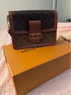 Louis Vuitton Purse