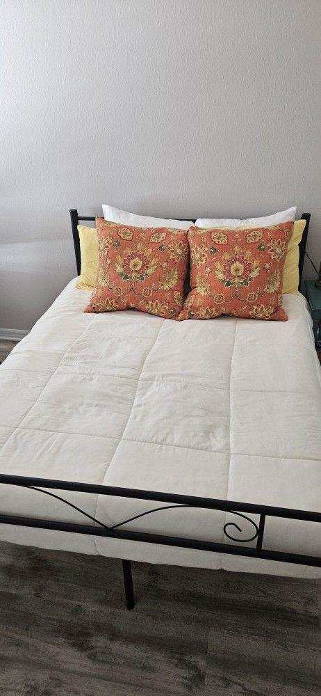 Metal Platform Full XL Size Bed With Or Without Full Gel Memory Foam Mattress