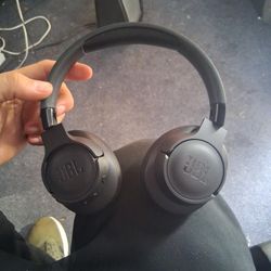 Jbl headphones