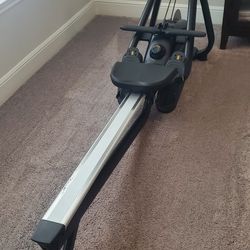 Matrix Rowing Machine 