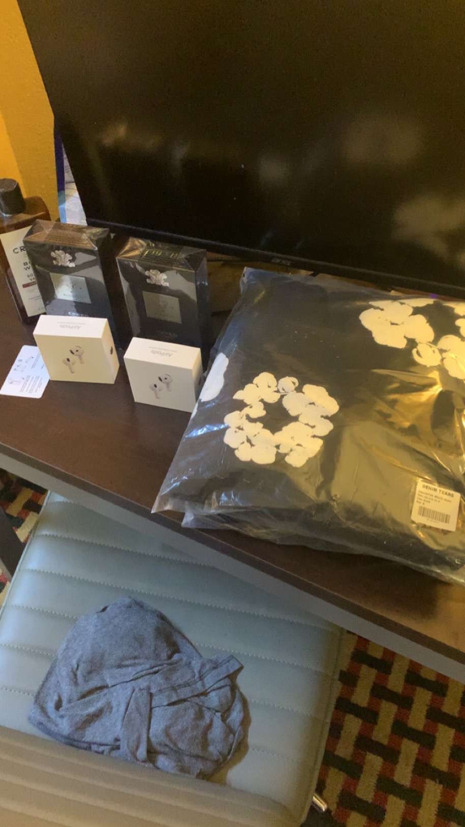 AirPods