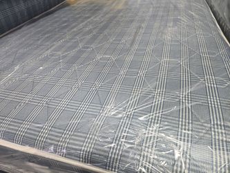 8"thick Queen Smooth Top Set