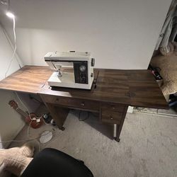 Kenmore Seeing Machine Table Desk With Accessories 