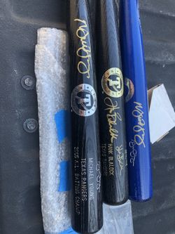 Michael young dodgers rangers hank blalock autograph baseball bat