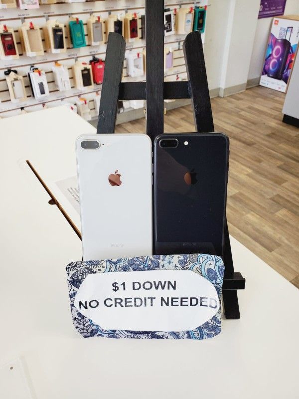 Apple iPhone 8 Plus 📱 – Compatible with All Carriers! Get Yours Today!
