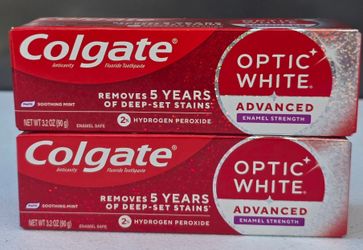 (2) Colgate Optic White Advanced Enamel Strength Toothpaste with 2% Hydrogen Peroxide, Mint, 3.2 OZ