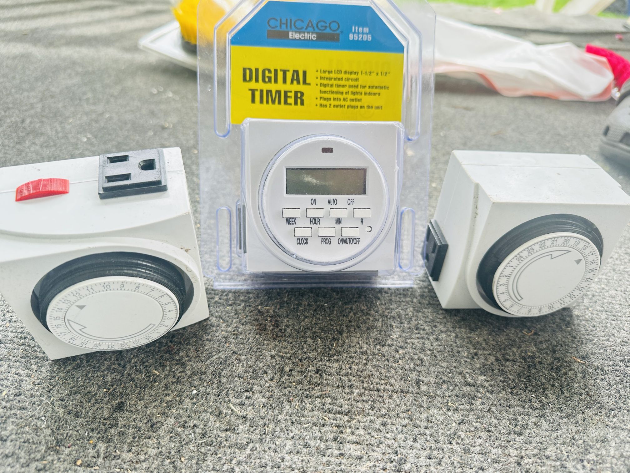 Lamp And Appliance Timers 