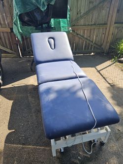 Dynatronics HLT Hi-Lo Electric Treatment Table