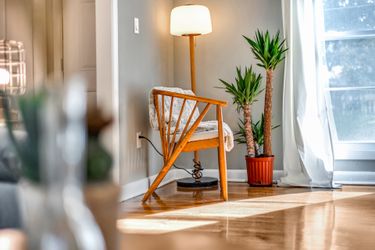 Wood Accent chair
