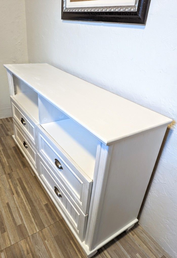 Buffet Table/ TV Stand Dresser 